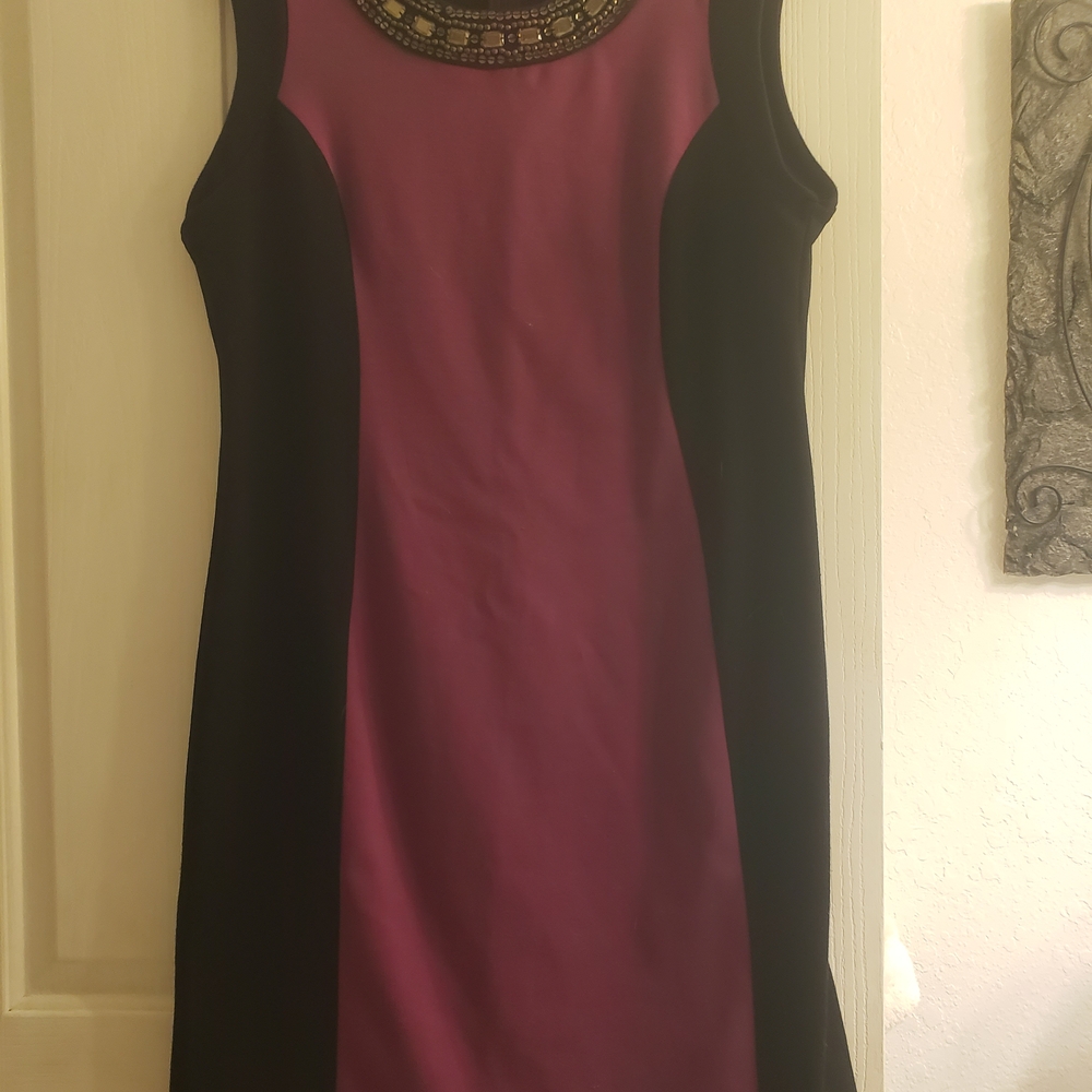 Nicole Miller Elegant Black and Purple Dress